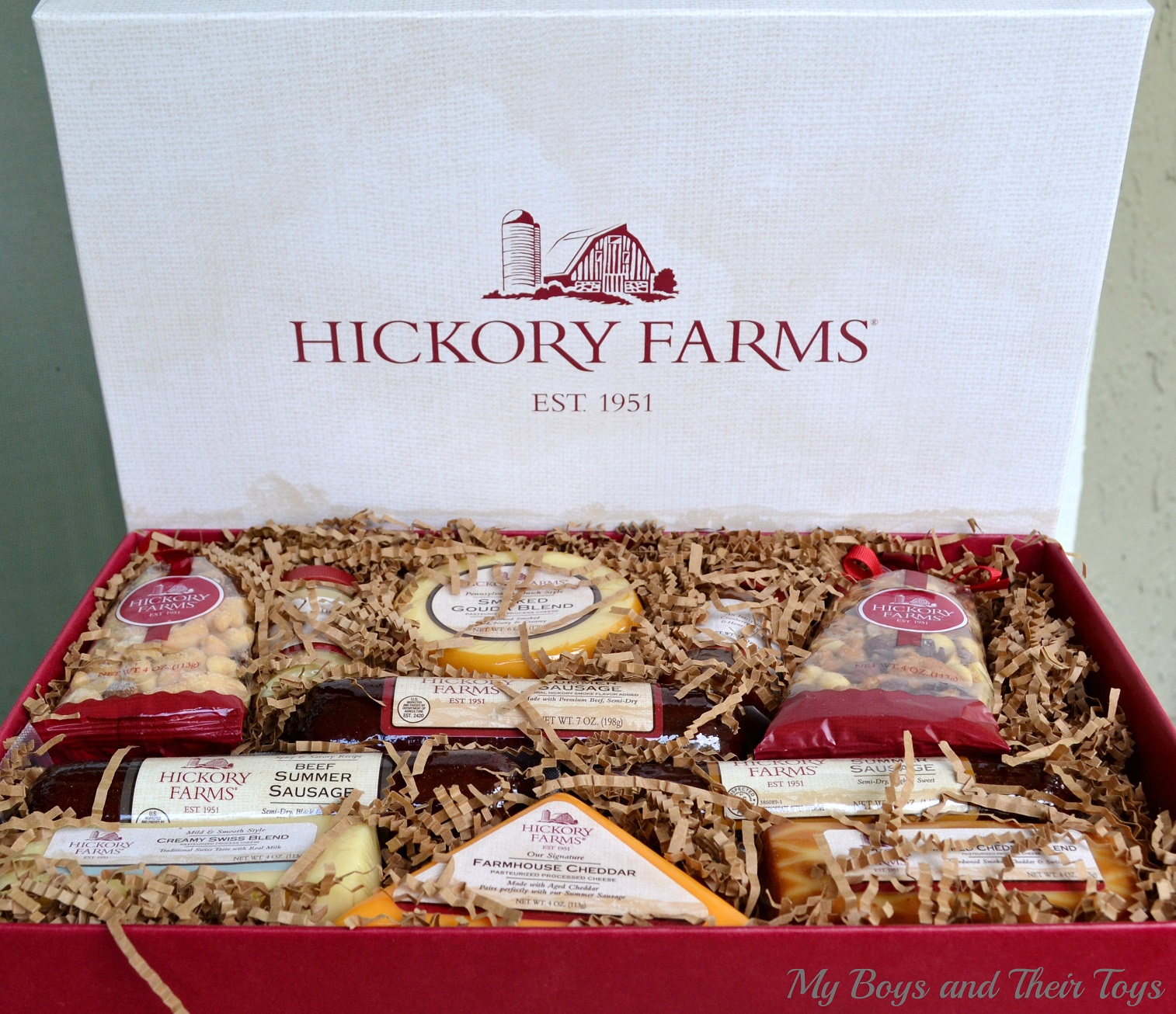  Hickory Farms Savory Sausage and Cheese Sampler Gift