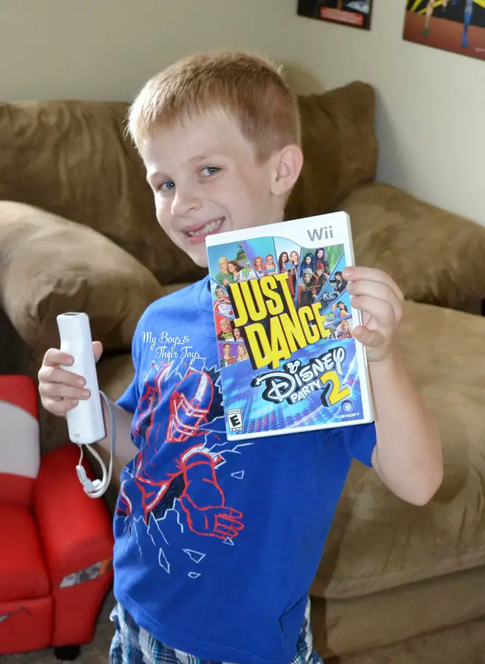Disney Descendants Books + Giveaway! - My Boys and Their Toys