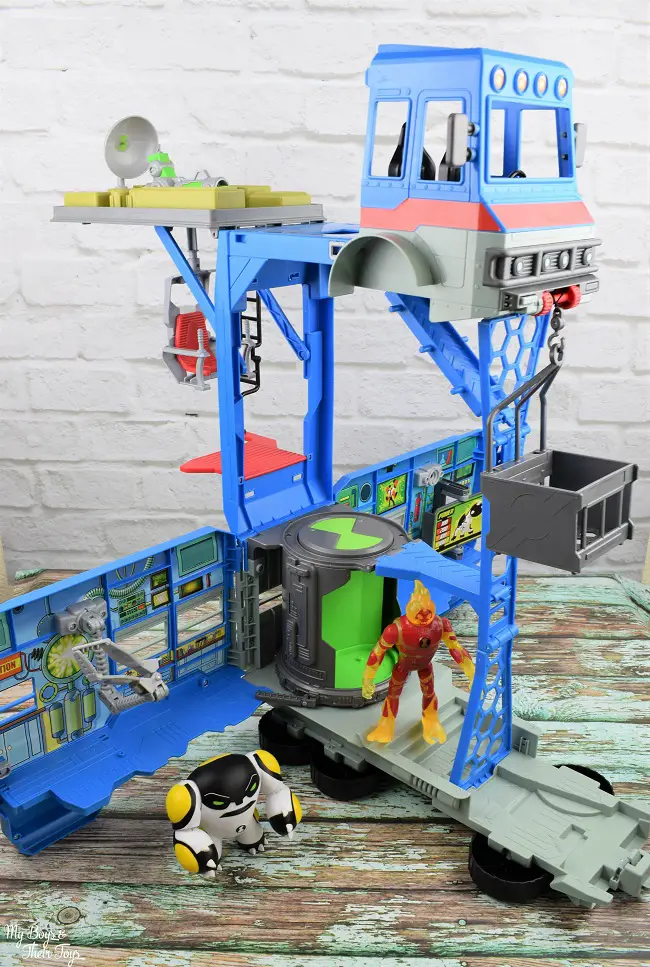 3 story toy